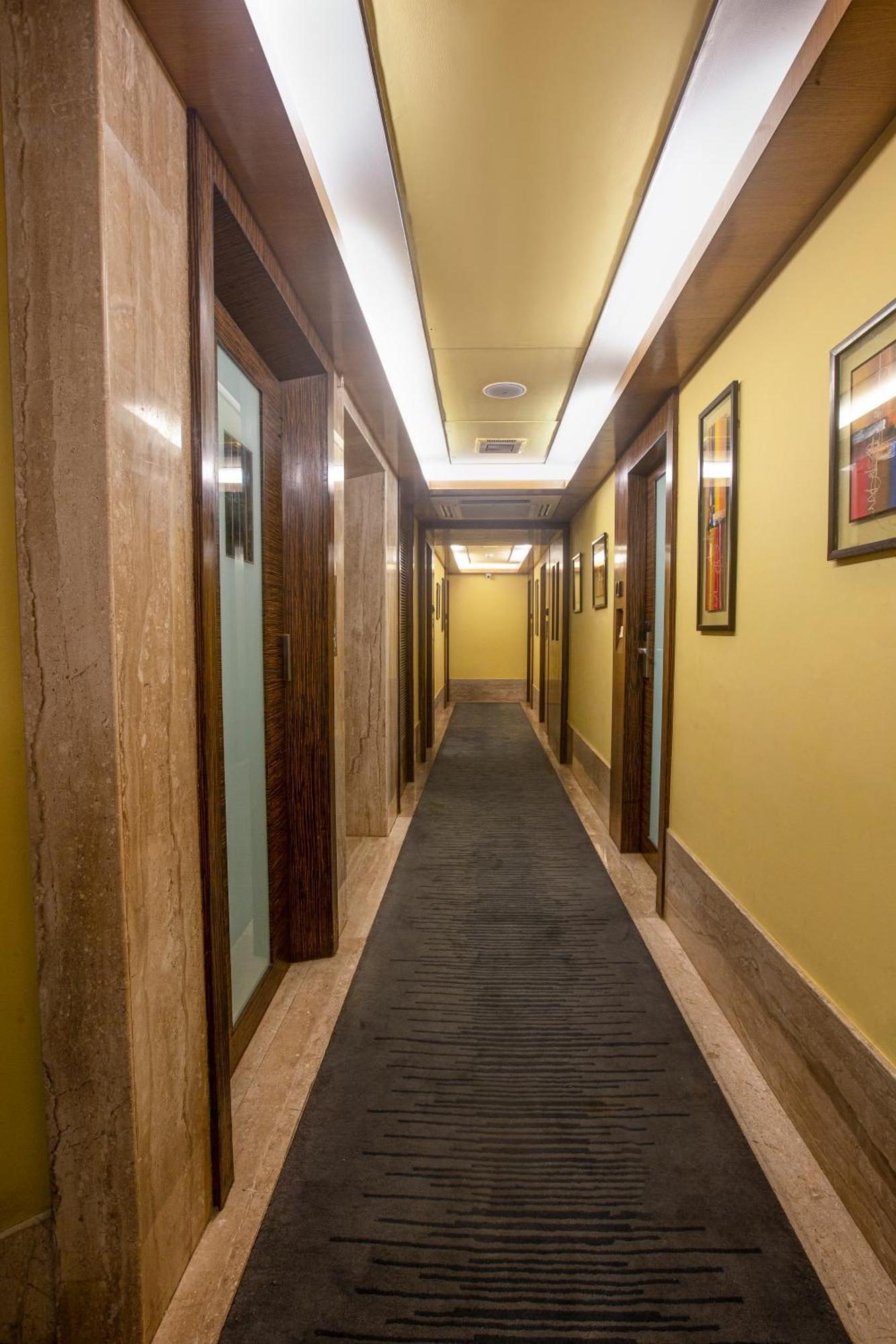 Hotel Bawa Continental Bombay Extérieur photo