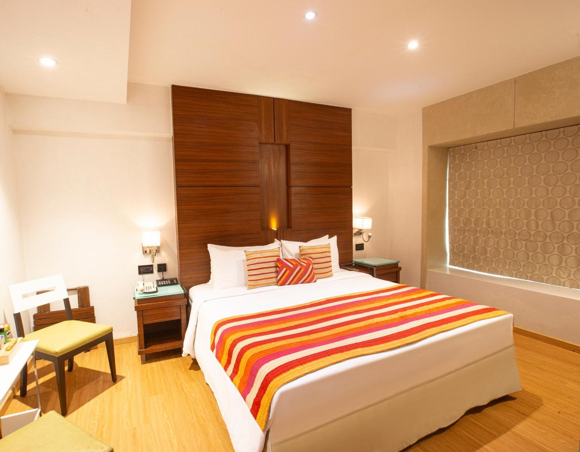 Hotel Bawa Continental Bombay Extérieur photo